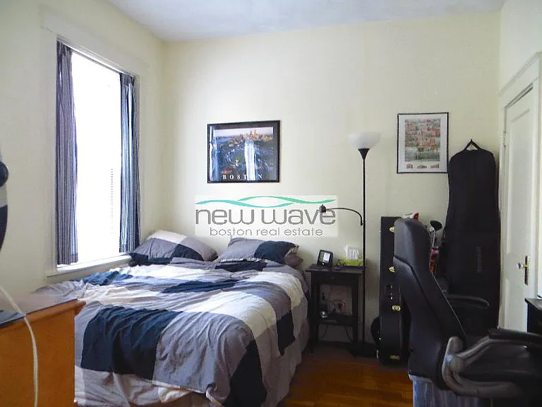 55 Queensberry St #5 — Photo 7