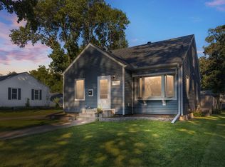 931 7th Ave SW, Faribault, MN 55021