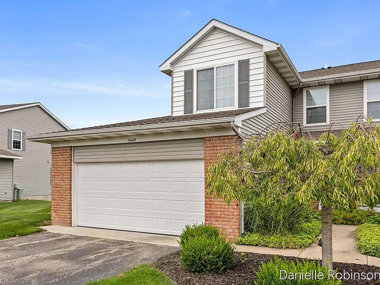 5449 Rivertown Cir SW — Photo 2