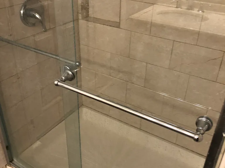 Stall shower