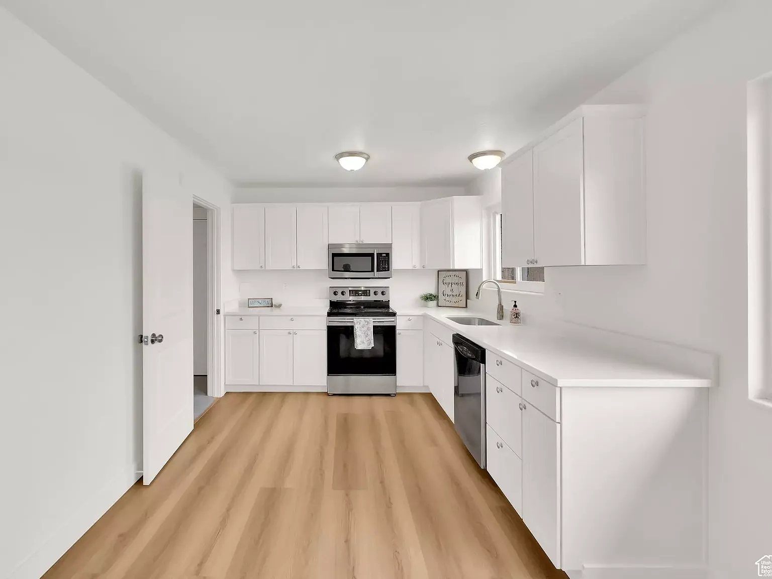 5148 W Red Flower Cir — Photo 4