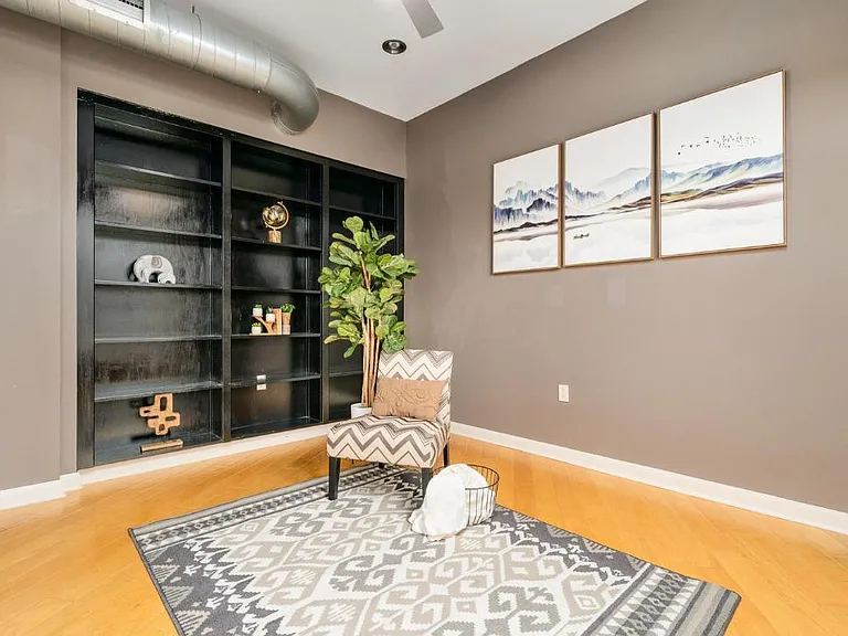 34 W Poplar Ave #402 — Photo 26