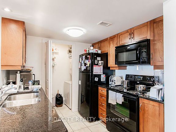 4th image of 314 Central Park Dr #602