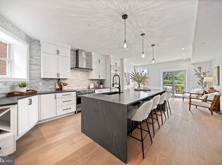 131 11th St NE Unit 3, Washington, DC 20002