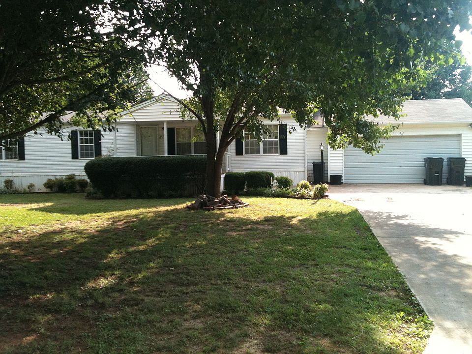 1st image of 217 Pauline Dr