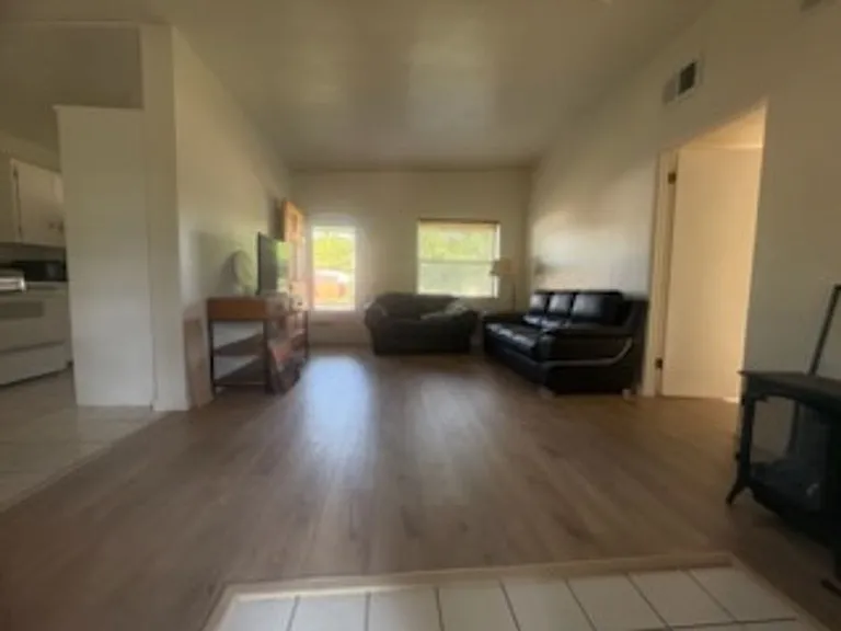 247 Cocos Dr — Photo 3