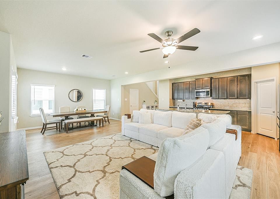 1st image of 9249 Sea Garden Street