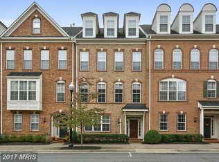 118 Fortnightly Blvd, Herndon, VA 20170