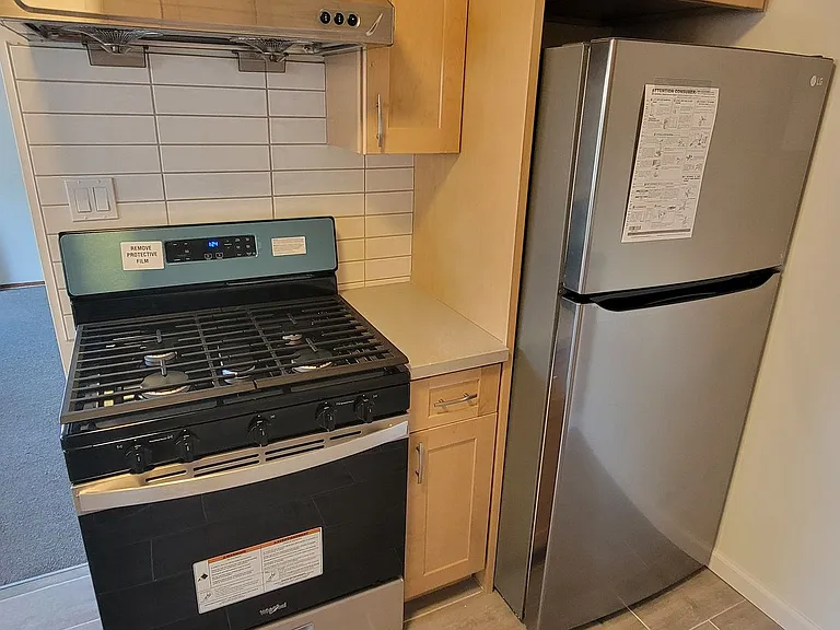 1640 Hearst Ave #G — Photo 4