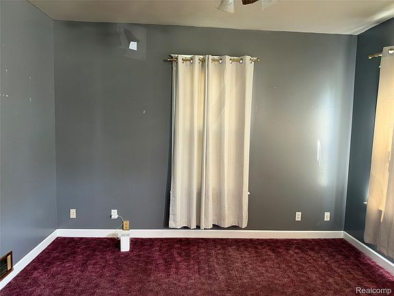 5th image of 7235 Continental Ave