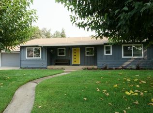 1020 Grissom Ct, Redding, CA 96002