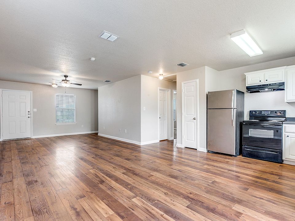 11334 Fire Cyn, San Antonio, TX 78252 | Zillow