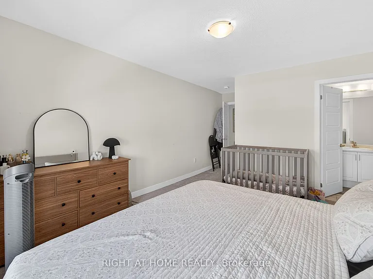 91 Monteith Dr — Photo 18