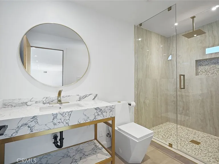 6108 Sadring Ave — Photo 22