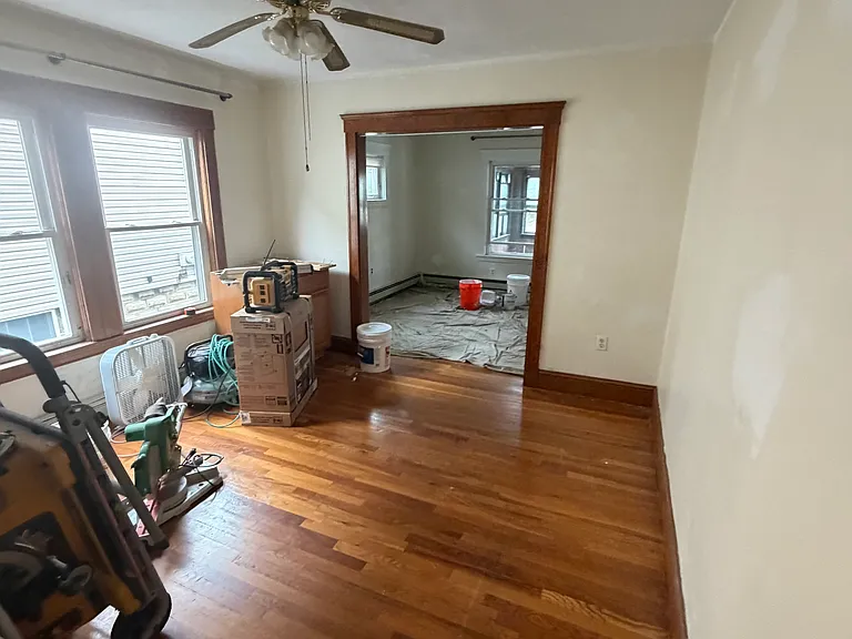 27 Carney St #1 — Photo 6