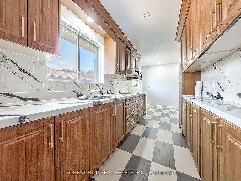 63 Hopperton Dr — Photo 8