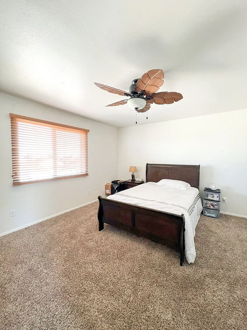3 Bedroom in Desirable Indian Cove Neighborhood — Photo 4