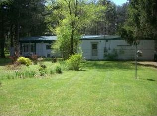 E1311 Grandview Rd, Waupaca, WI 54981