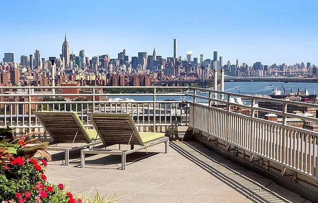 Rented by Marc Alloul, LREB | media 11