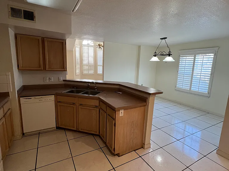 7753 Plaza Azul Rd — Photo 7