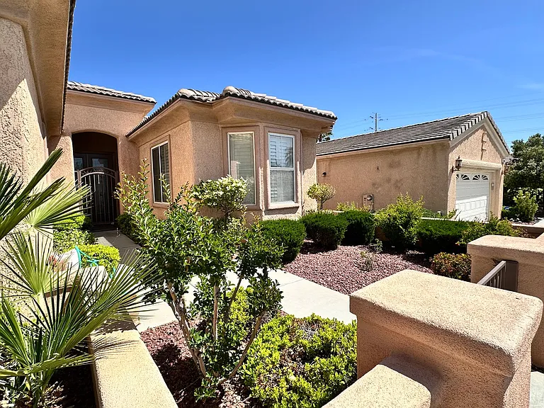10252 Riva De Destino Ave — Photo 5