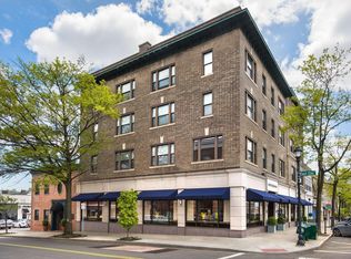 2 E Elm St APT 34, Greenwich, CT 06830