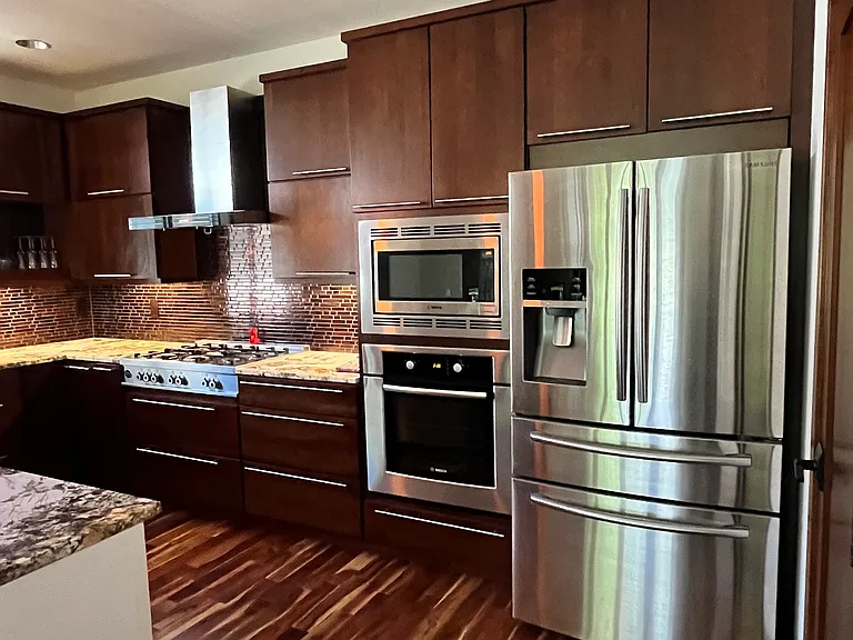 kitchen is on the 2nd floor
