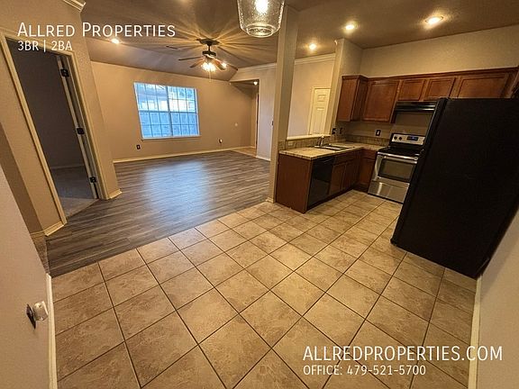 5th image of 4245 W Titus Dr