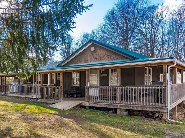 85 Turkey Hollow Rd, Little Hocking, OH 45724