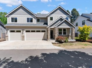 7443 SW Ruger Ln, Portland, OR 97223