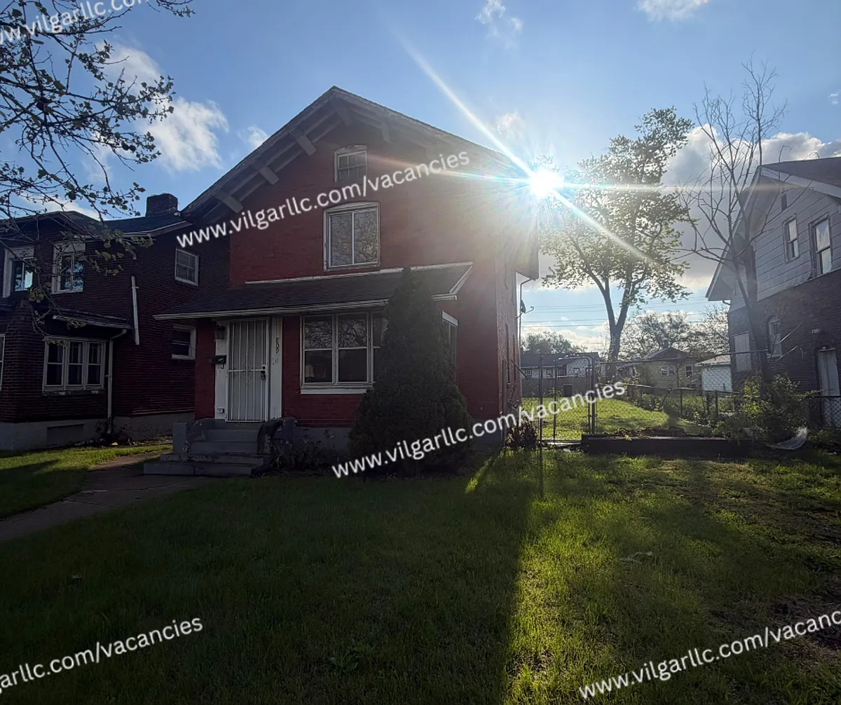 Building Photo - 809 Pierce St