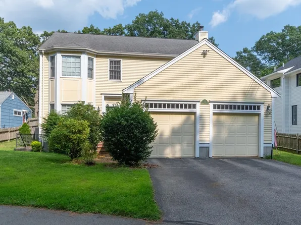62 Garden St #62, Needham, MA 02492