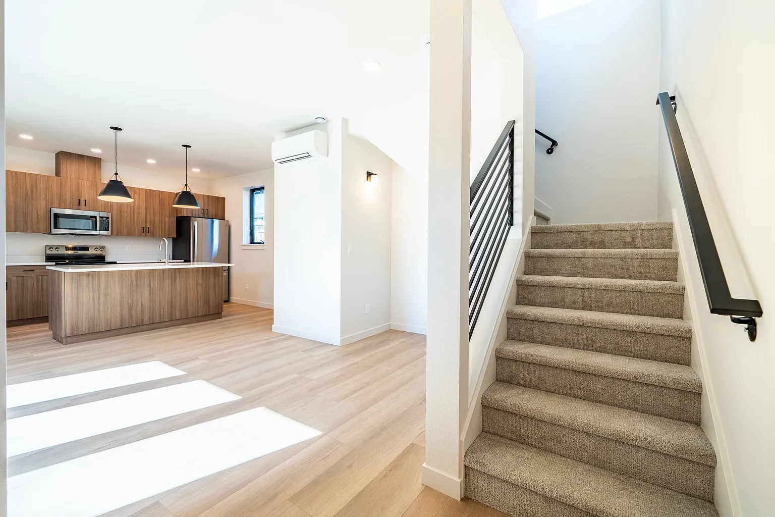 371 NW 19th St #101 photo 1