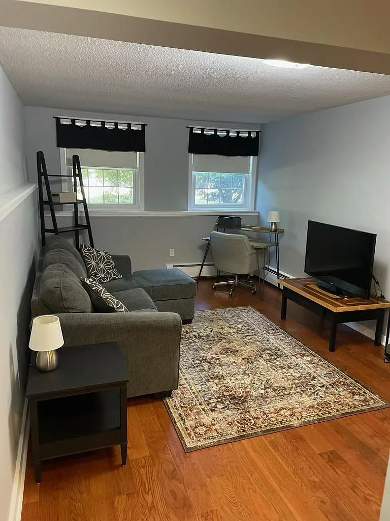 30 Wolf Rd — Photo 1