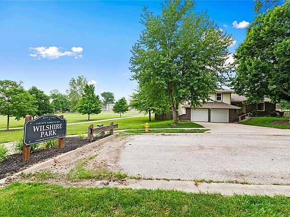 2nd image of 1800 Garden Dr