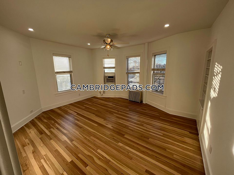 1st image of 94 Berkshire St #2