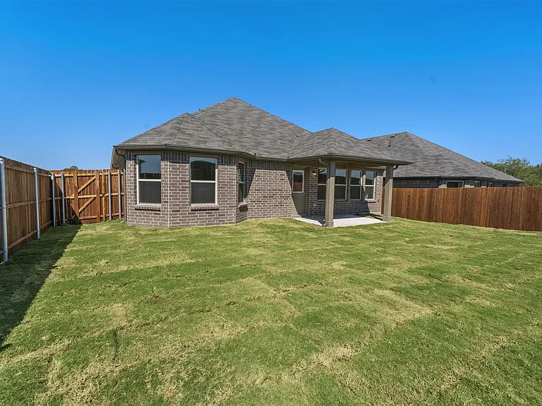 1944 Javelina St — Photo 16