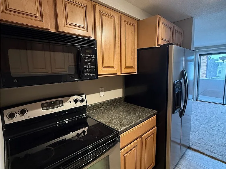 505 Village Blvd — Photo 16