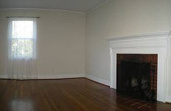 3rd image of 1903 Elwood Ave