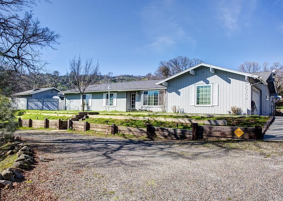 1st image of 30200 Horseshoe Dr