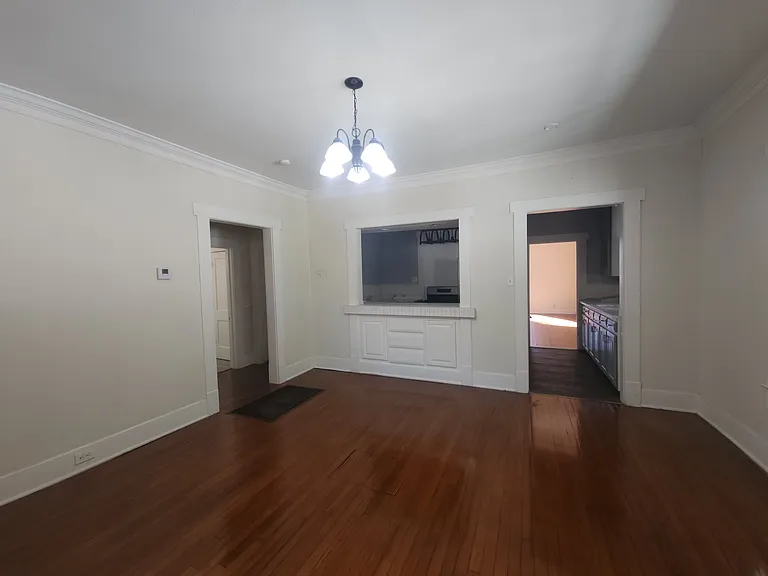 1138 W Magnolia Ave — Photo 12