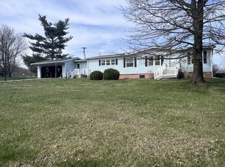10959 Nine Mile Rd, South Lyon, MI 48178