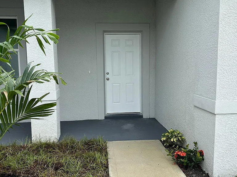 691 San Filippo Dr SE — Photo 8