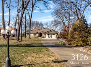 3126 Shore Dr, Grove, OK 74344