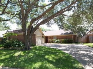 8206 Greenbank Ln, Houston, TX 77095