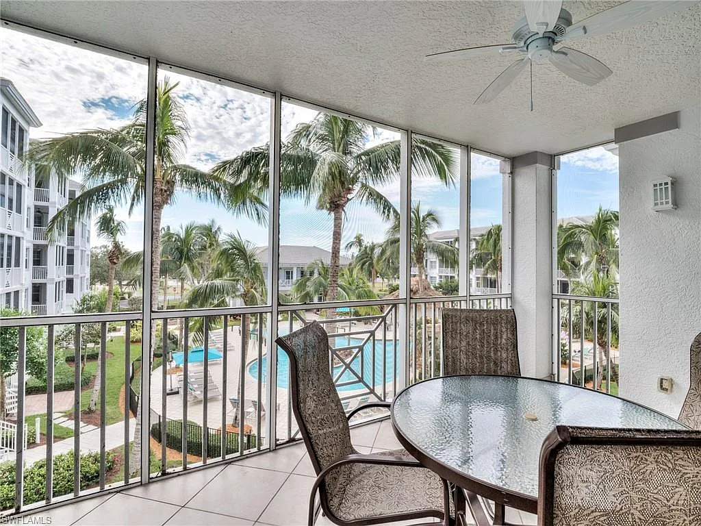 3 bed, 2.0 bath, 1570 sqft, $3,745 — Photo 2