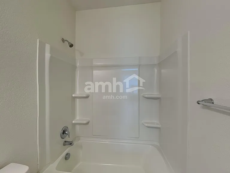 119 Laurel Grace Ln — Photo 13