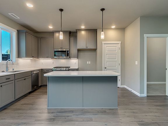 5th image of 6323 NE 126th St