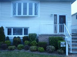 79 E Lincoln Ave, Valley Stream, NY 11580