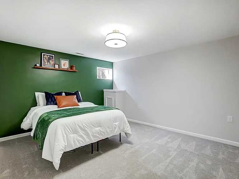 1442 Observatory Dr — Photo 34
